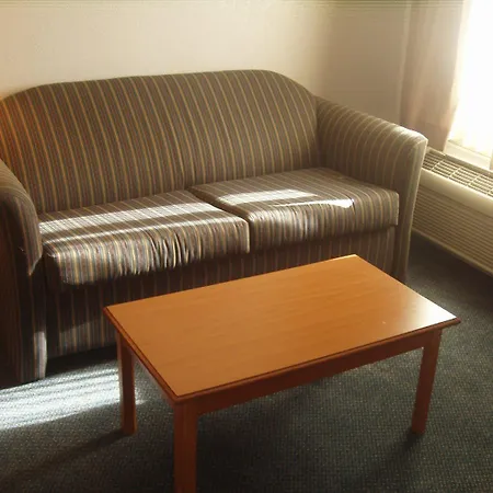 Kozy Inn Columbus-3